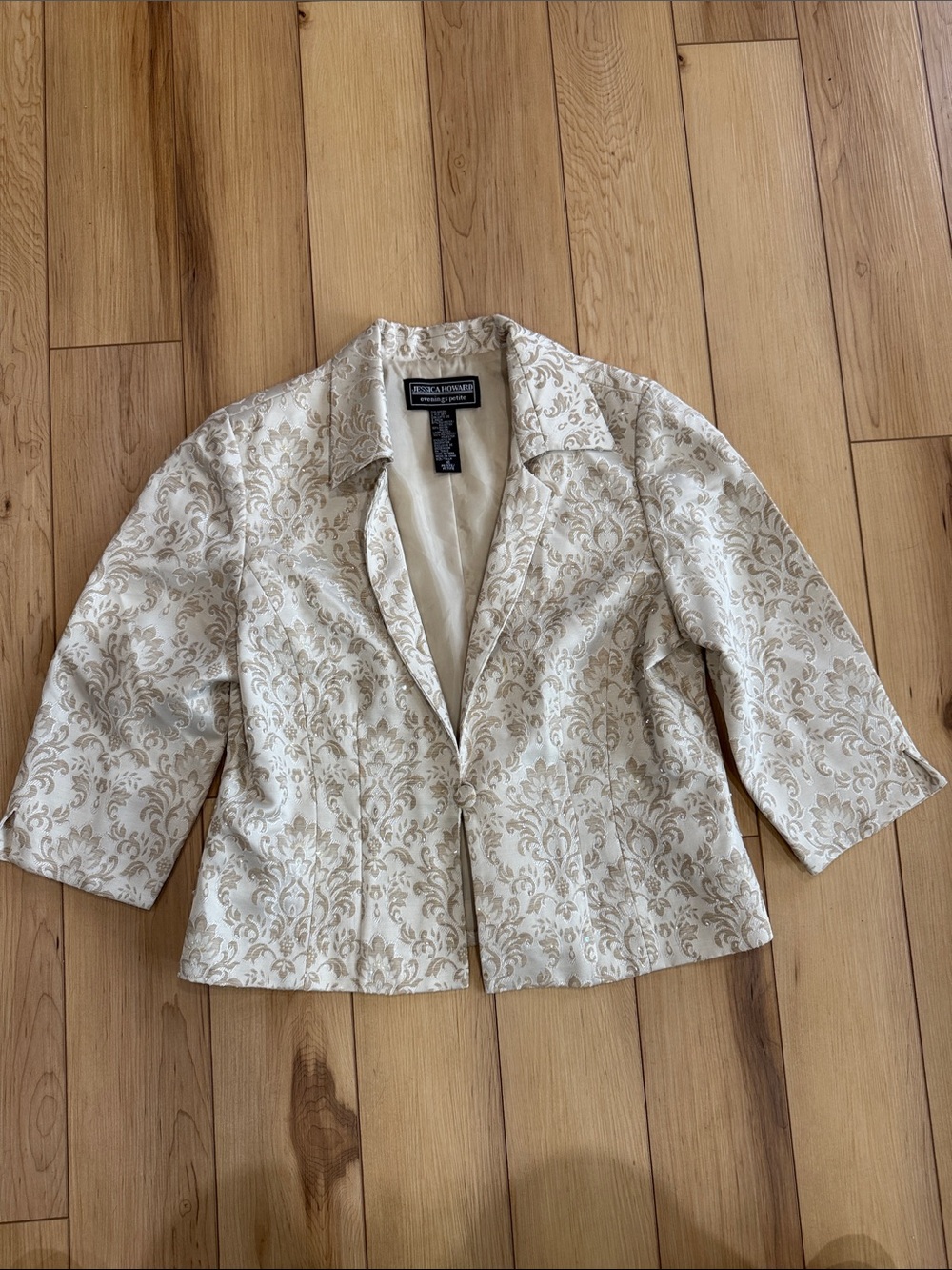 Jessica Howard Cream and Gold Brocade (Blazer Only)